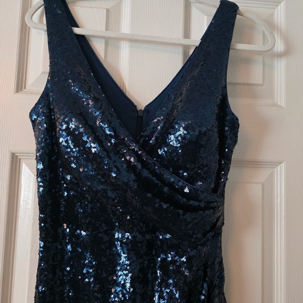 Formal gown - Picture 1 of 5
